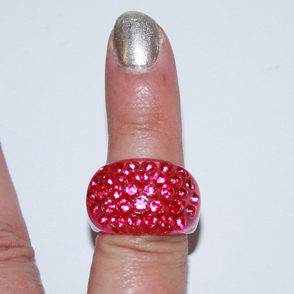 Retro Translucent Pink Acrylic Rhinestone Ring - Picture 5 of 5
